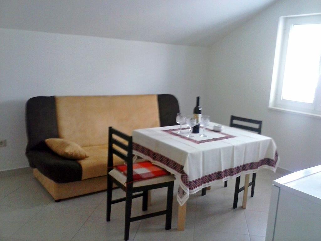 Apartments Mara 몰루나트 외부 사진