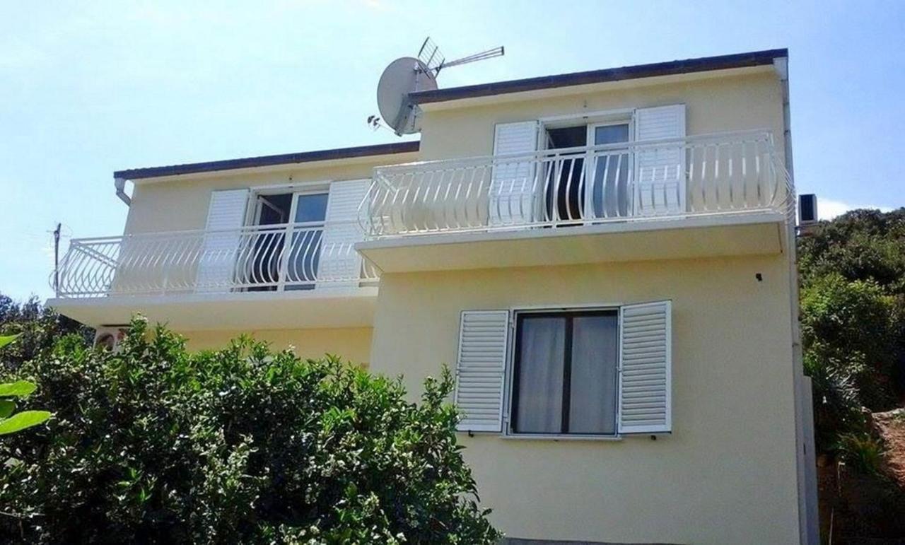 Apartments Mara 몰루나트 외부 사진
